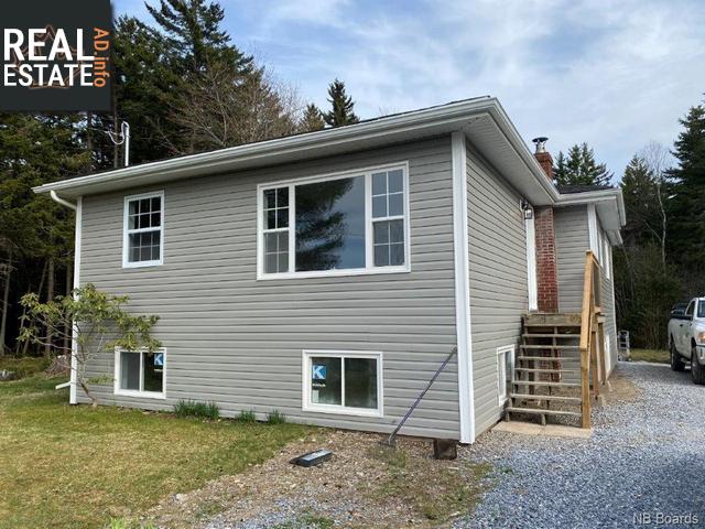 Property 2426 Loch Lomond Road main img