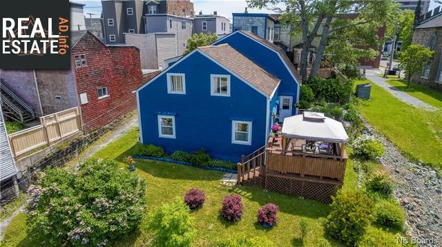 Property 42 Sewell Street main img