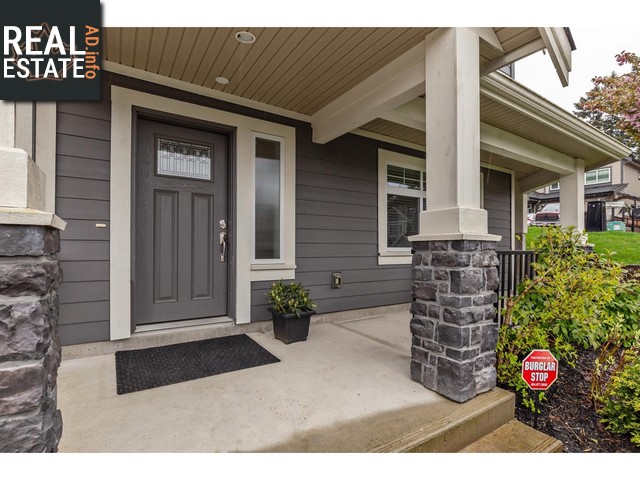 Property 33920 Mcphee Place img1