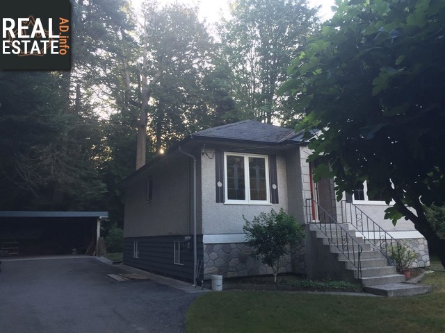 Property 8116 Redrooffs Road img1