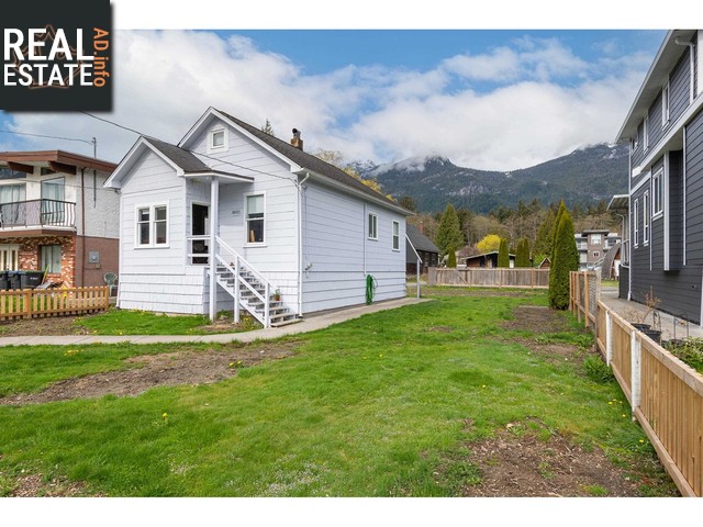 Property 38023 Fifth Avenue main img