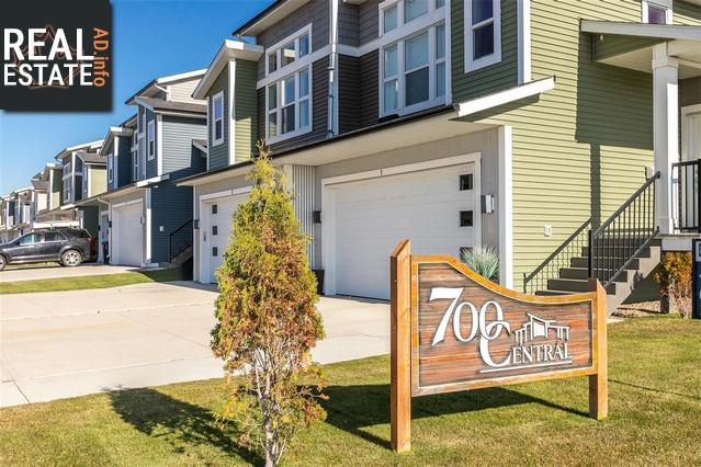 Property #2 700 Central St main img