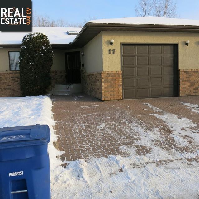 Property 17 3415 Calder Cres main img