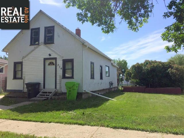Property 214 2nd Ave E main img