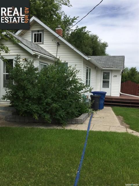 Property 206 Park Ave main img