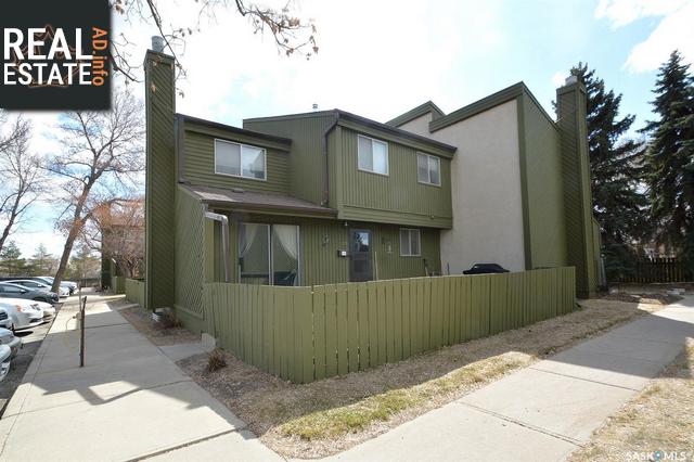 Property 35 215 Primrose Dr main img