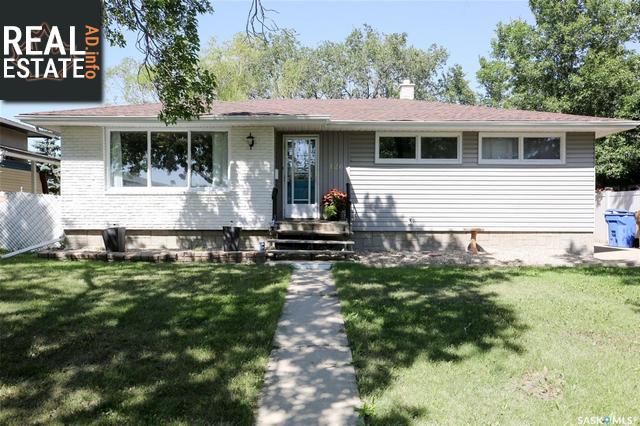 Property 126 Bothwell Cres main img