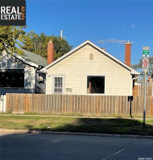 Property 128 H Ave N main img