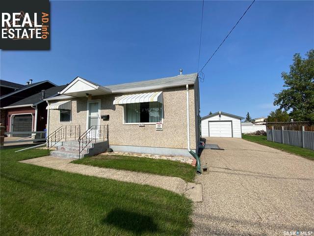 Property 1050 6th St E main img