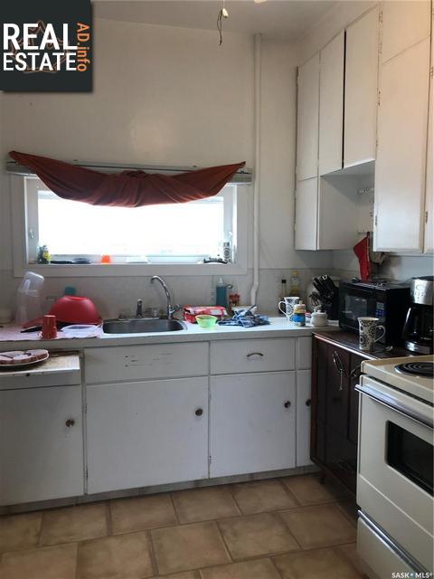 Property 718 99th Ave main img