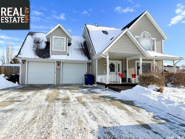 Property 1 Morin Cres main img