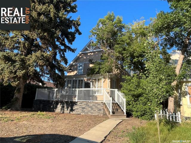 Property 521 2nd Avenue Ne main img