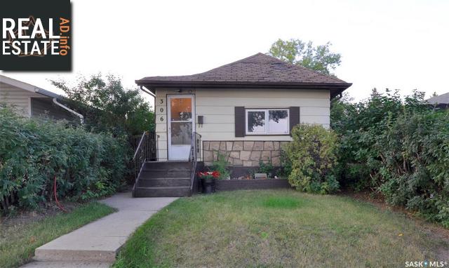 Property 306 33rd Street E main img