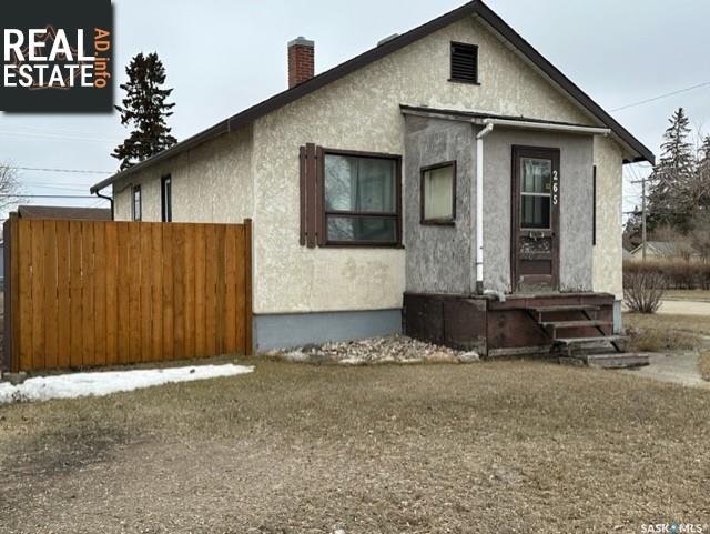 Property 265 8th Avenue W main img
