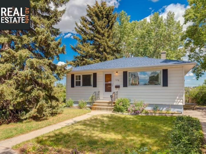 Property 132 44 Av Ne main img
