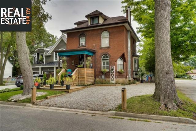 Property 11 Burke Avenue main img