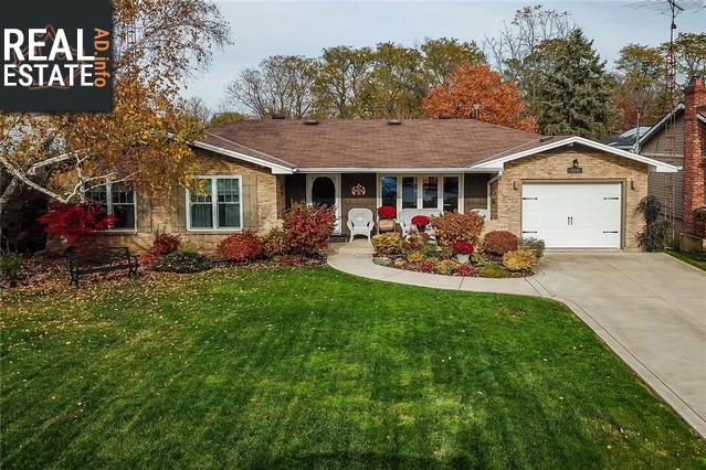 Property 322 Haller Crescent main img