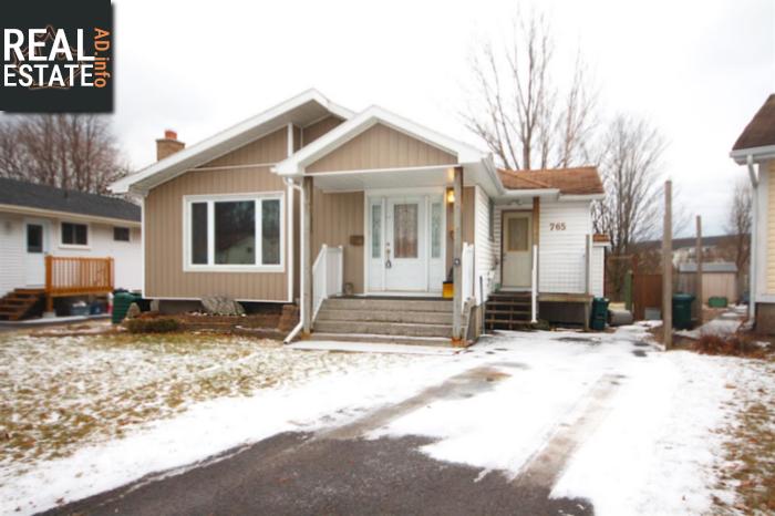 Property 765 Somerset Cres main img