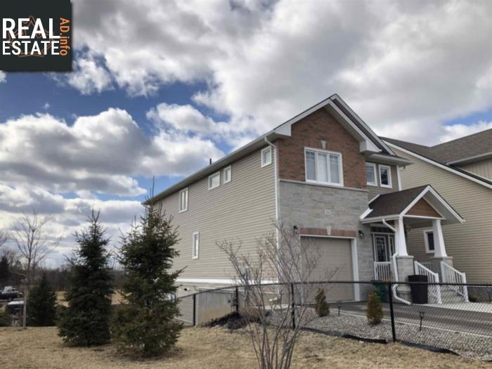 Property 341 Janette St main img