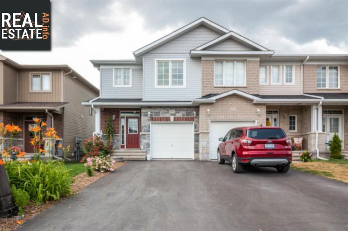 Property 1592 Davenport Cres main img