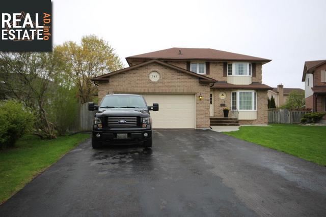Property 741 Chatsworth Pl main img