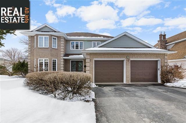 Property 365 Vanier St main img