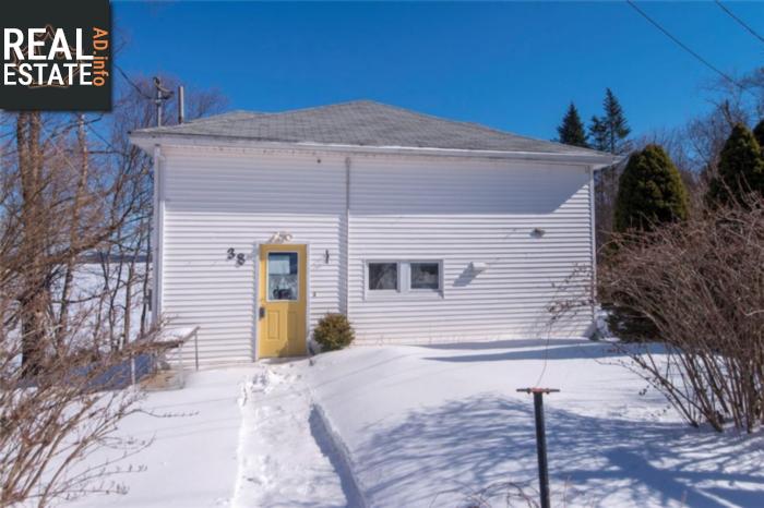 Property 38 Vairs Cove main img