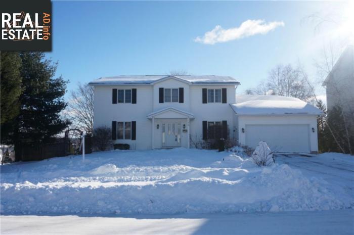 Property 120 Stoneybrook Crescent main img