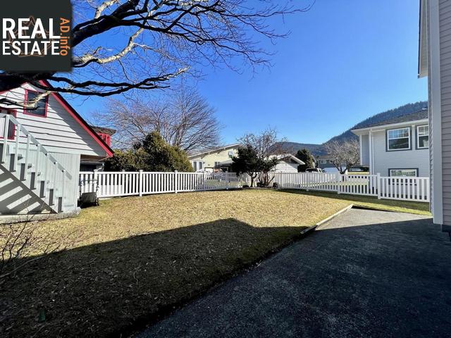 Property 104 Barrow Place img1