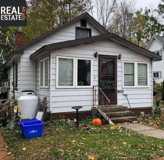 Property 3358 Muskoka St main img