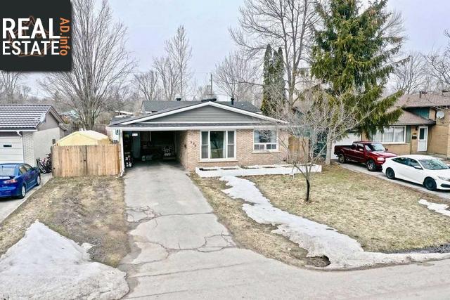 Property 320 Collins Dr main img
