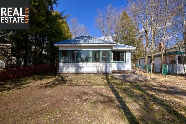 Property 11 Roc Rd main img