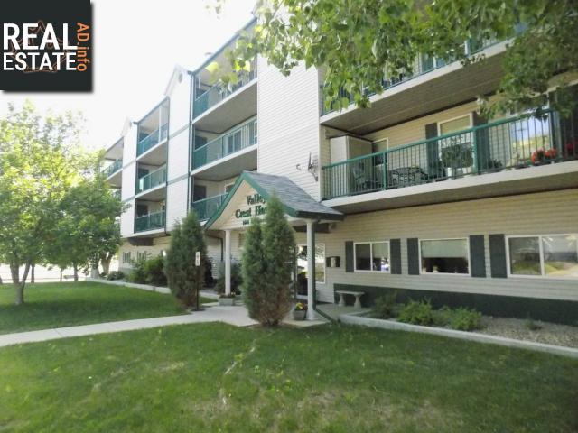 Property 302 1601 First St main img