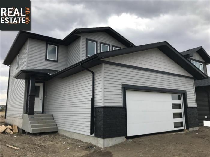 Property 826 Labine Cres main img