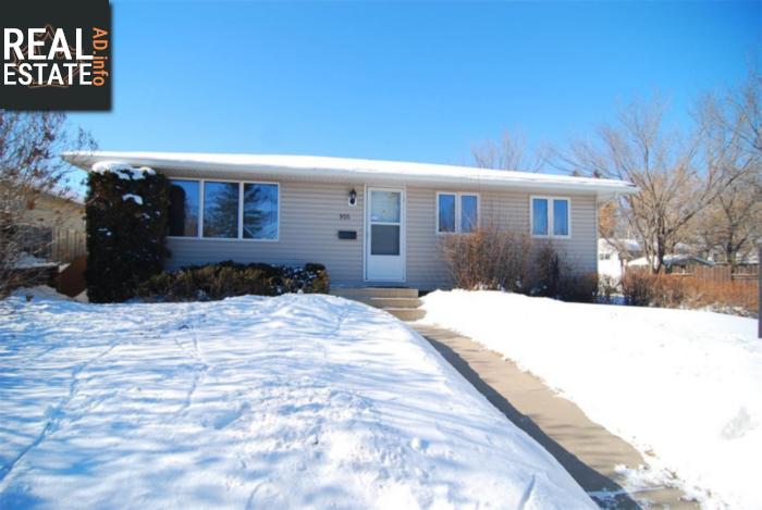Property 955 Confederation Dr main img