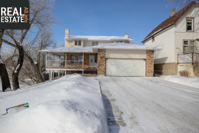Property 2460 Montague St main img