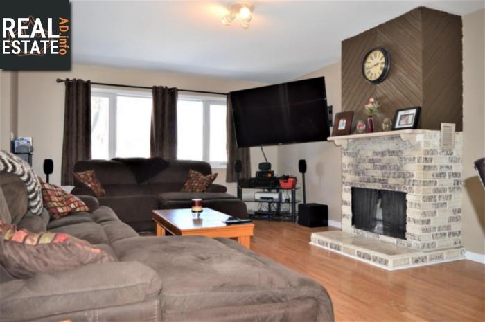 Property 1703 Mccormick Cres main img