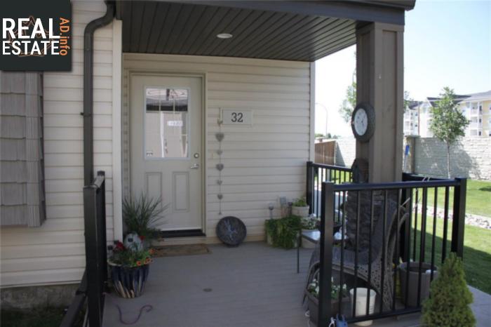 Property 32 5545 Blake Cres main img