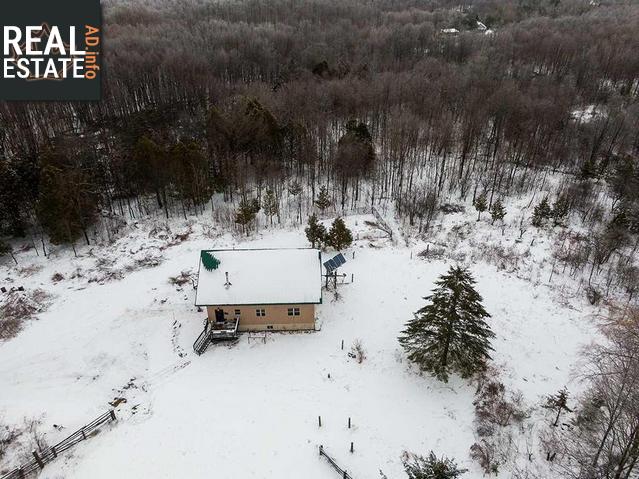 Property 825191 40 Grey Rd main img