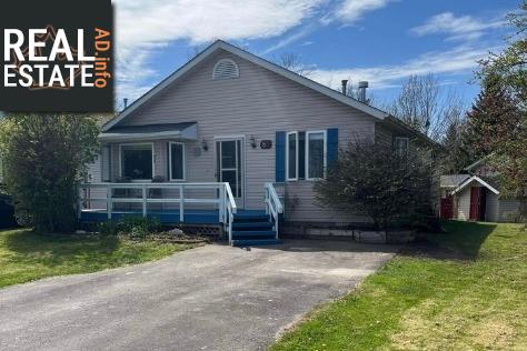 Property 82 Harbour St main img