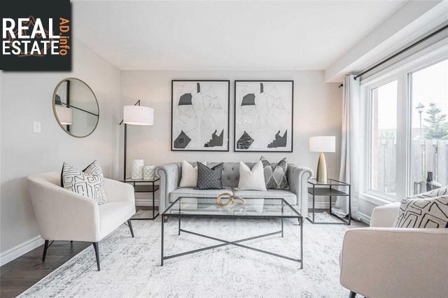 Property 21 Schroder Cres main img